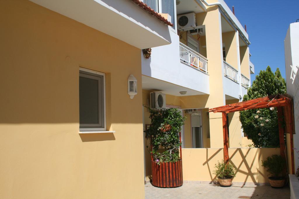 Pantheon Deluxe Apartments Архангелос Экстерьер фото
